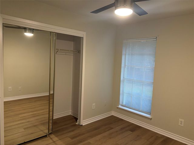 1015 E Yager LN 83, Austin, TX 78753