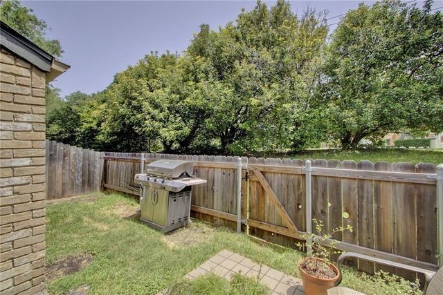 1015 E Yager LN 83, Austin, TX 78753