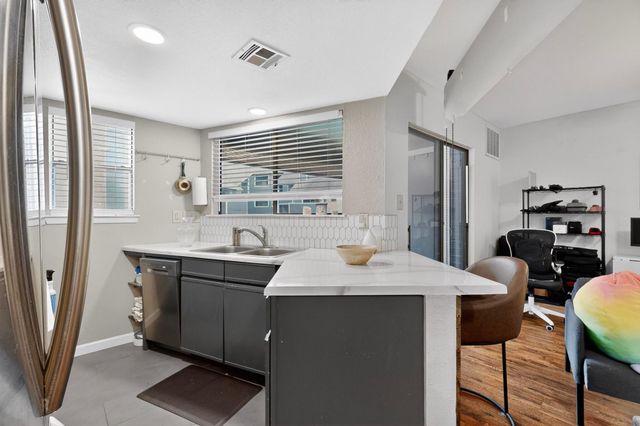 2500 Burleson RD 506, Austin, TX 78741