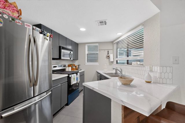2500 Burleson RD 506, Austin, TX 78741