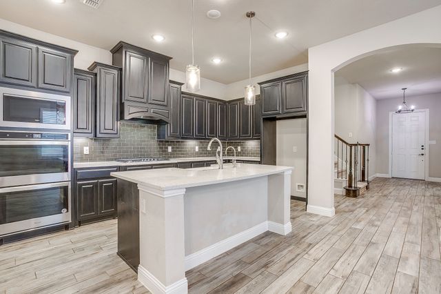 504 Soaring Star Lane, Aledo, TX 76008