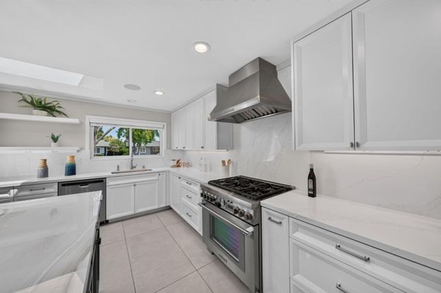 3325 Jenkins Avenue, San Jose, CA 95118