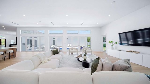 119 NE 10th Street, Delray Beach, FL 33444