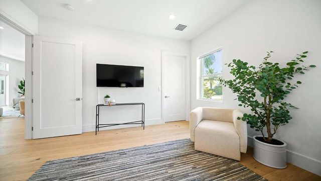 119 NE 10th Street, Delray Beach, FL 33444