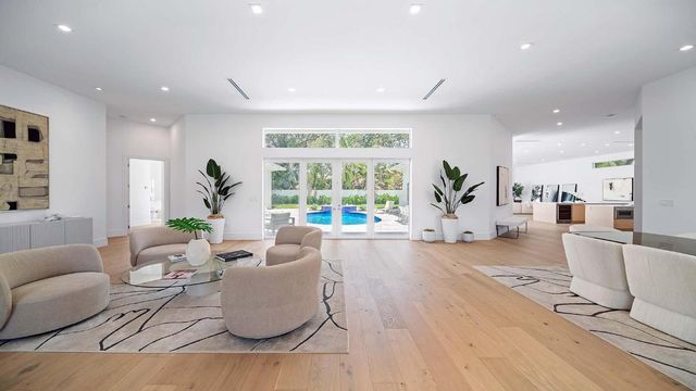 119 NE 10th Street, Delray Beach, FL 33444