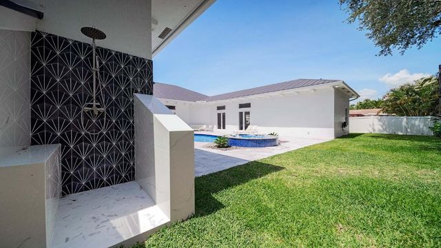 119 NE 10th Street, Delray Beach, FL 33444