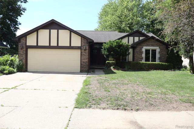 2800 Ranieri Drive, Troy, MI 48085