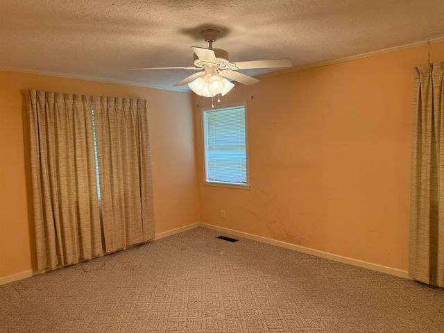 600 Woodcrest Lane, Longview, TX 75601