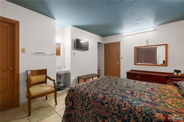 709 E Business 83, Weslaco, TX 78596