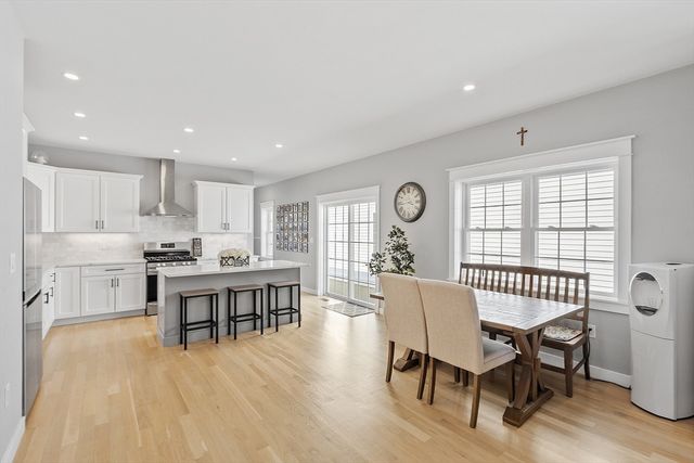 7 Baldwin Ct 7, Harvard, MA 01451