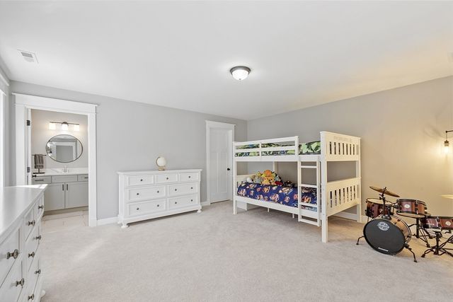 7 Baldwin Ct 7, Harvard, MA 01451