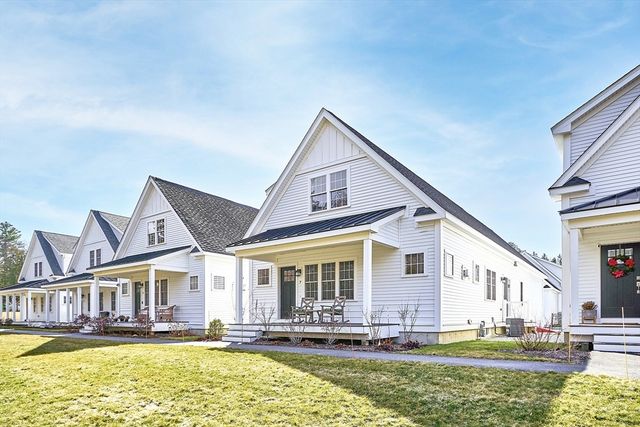 7 Baldwin Ct 7, Harvard, MA 01451