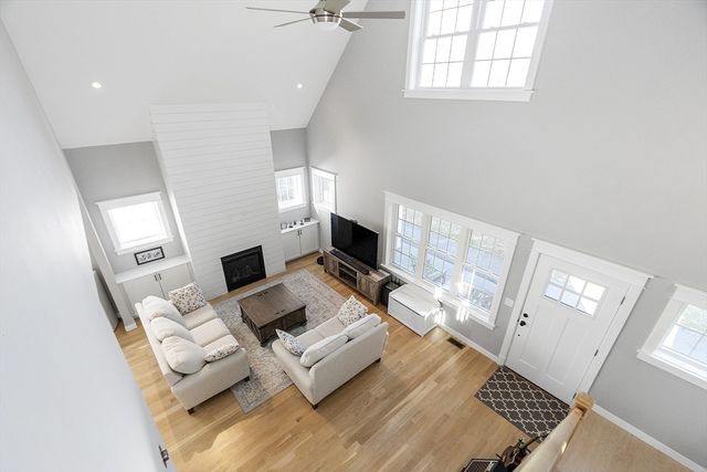 7 Baldwin Ct 7, Harvard, MA 01451