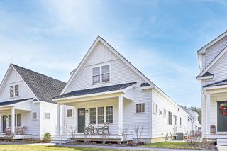 7 Baldwin Ct 7, Harvard, MA 01451