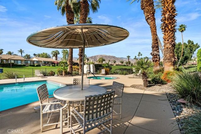 255 Calle Del Verano, Palm Desert, CA 92260