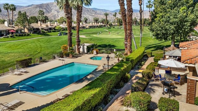 255 Calle Del Verano, Palm Desert, CA 92260