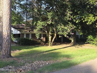 307 E Eighteenth Street, Yazoo City, MS 39194