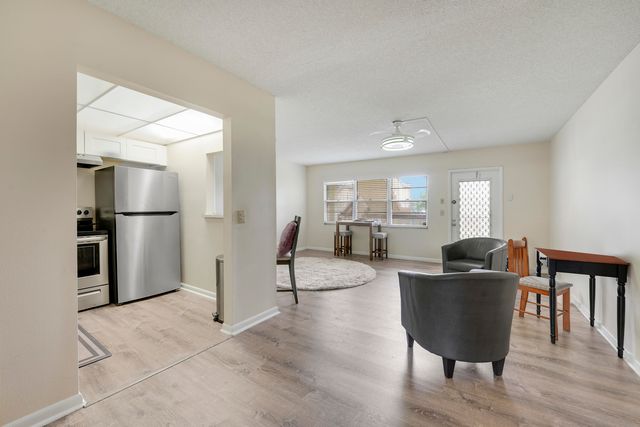 16 Mansfield A, Boca Raton, FL 33434
