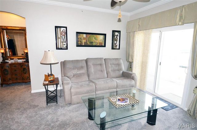 39 Kassebaum Lane 101, Mehlville, MO 63129