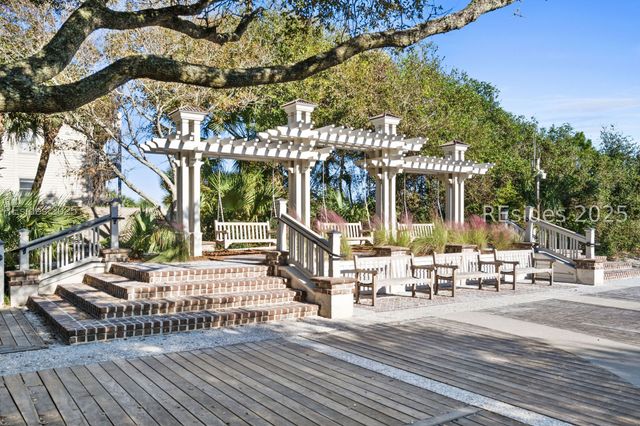 11 Bittern St, Hilton Head Island, SC 29928