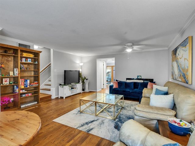 6455 Burgoyne Road 28, Houston, TX 77057