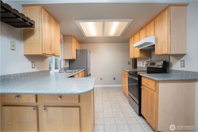 13924 55th Avenue NW, Gig Harbor, WA 98332