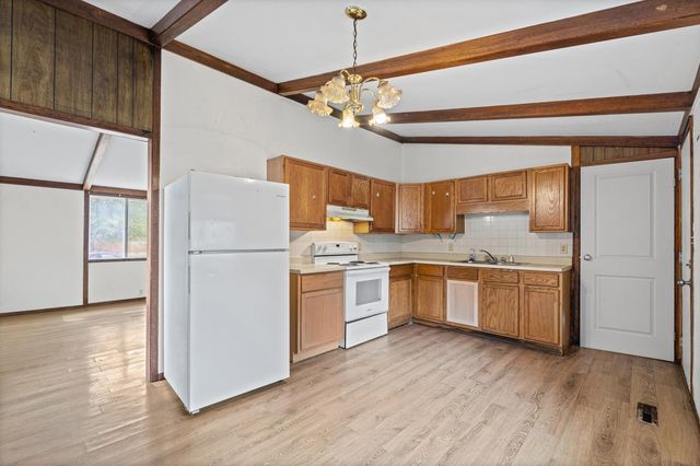 109 MOHAWK AVE, Columbia, MO 65202