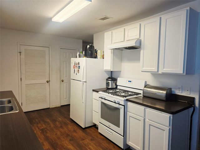 903 Fields Street, Richmond, TX 77469