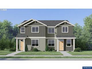 1057 Cardinal St, Woodburn, OR 97071