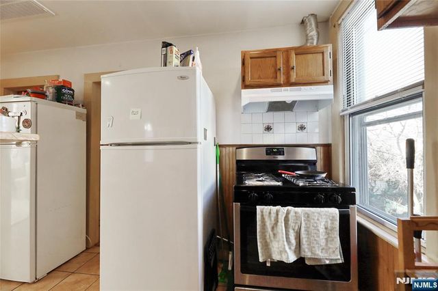 592 Broad Street, Carlstadt, NJ 07072