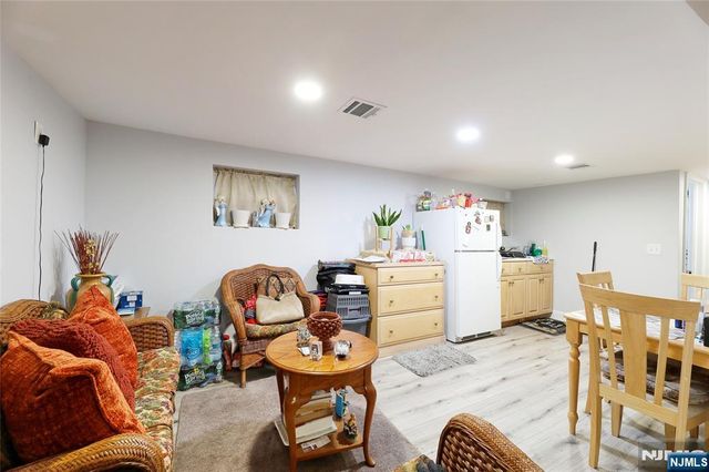 592 Broad Street, Carlstadt, NJ 07072