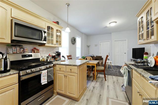 592 Broad Street, Carlstadt, NJ 07072