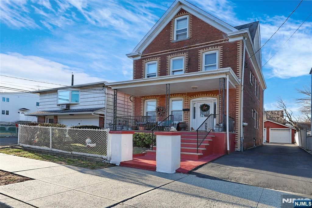 592 Broad Street, Carlstadt, NJ 07072