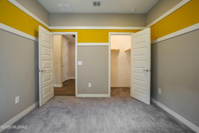 11100 N Delphinus Street, Oro Valley, AZ 85742