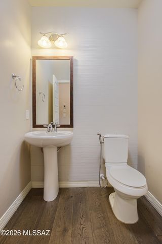 11100 N Delphinus Street, Oro Valley, AZ 85742