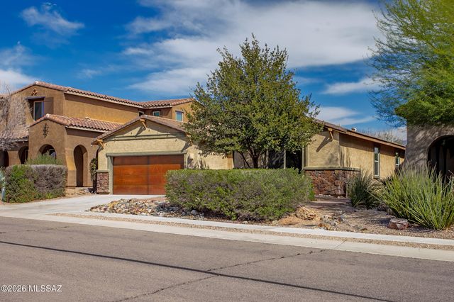 11100 N Delphinus Street, Oro Valley, AZ 85742