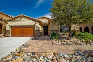 11100 N Delphinus Street, Oro Valley, AZ 85742