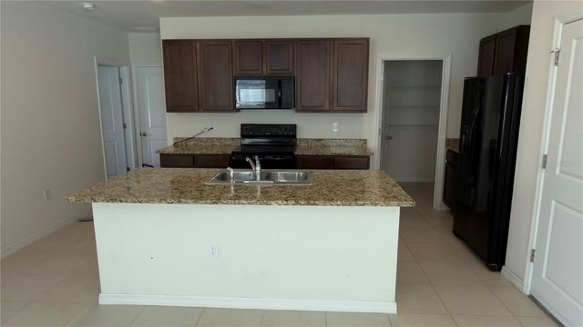 32724 ANSLEY BLOOM LANE, Wesley Chapel, FL 33543