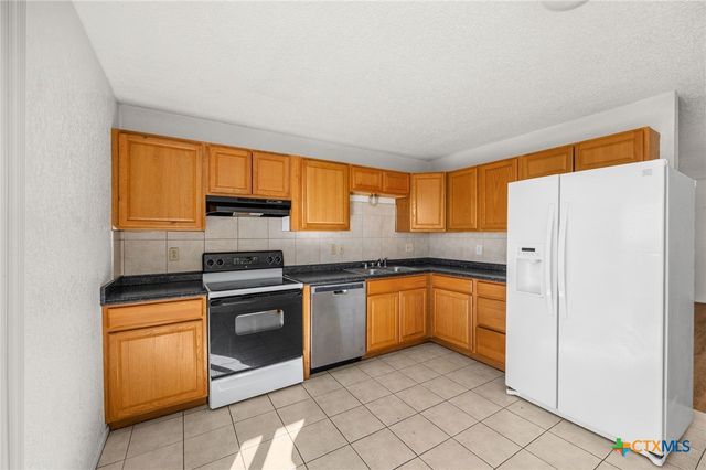 1901 Cedarhill Drive, Killeen, TX 76543