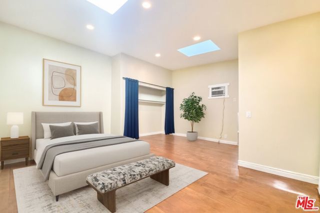 753 S Ogden Drive, Los Angeles, CA 90036