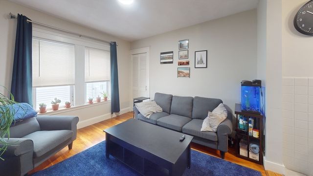 37 Willis Ave 1, Medford, MA 02155