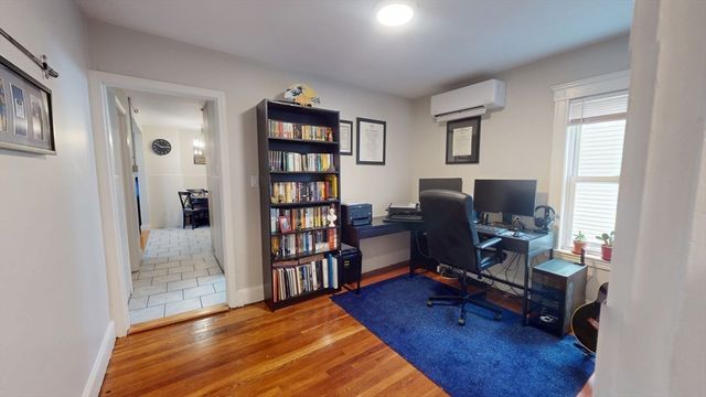 37 Willis Ave 1, Medford, MA 02155