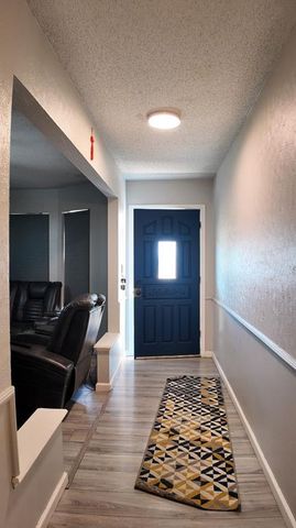 8708 S Country Club Drive, Oklahoma City, OK 73159