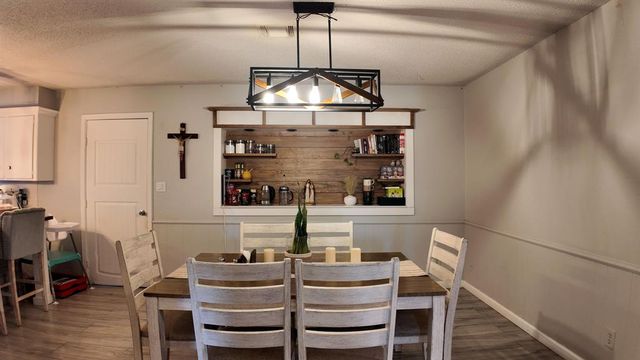 8708 S Country Club Drive, Oklahoma City, OK 73159