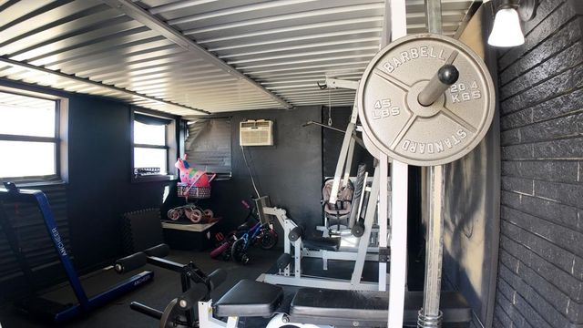 8708 S Country Club Drive, Oklahoma City, OK 73159