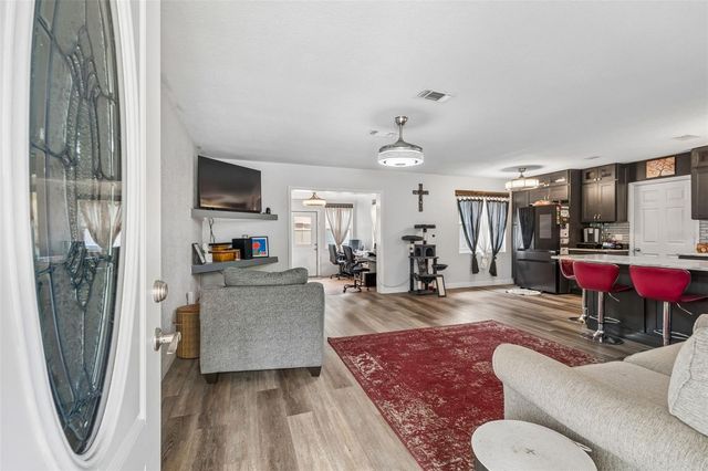 1409 NELSON AVENUE, Clearwater, FL 33755