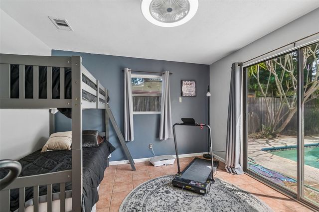 1409 NELSON AVENUE, Clearwater, FL 33755