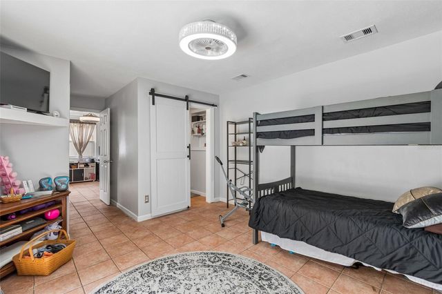 1409 NELSON AVENUE, Clearwater, FL 33755