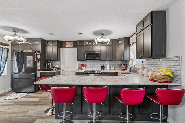 1409 NELSON AVENUE, Clearwater, FL 33755