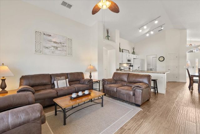 7955 HERITAGE ENTRANCE BOULEVARD, Kissimmee, FL 34747